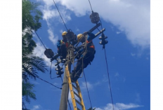 Jaringan Listrik Kerap Terganggu, PLN ULP Muara Dua Gencarkan Pemeliharaan di Kecamatan Simpang