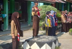 Tambah Wawasan dan Pengetahuan Siswa, Beri Materi Kepramukaan