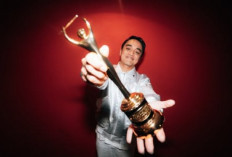 Dipha Barus Raih AMI Awards 2025, Kenakan Pin Palestina di Panggung Penghargaan