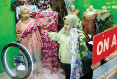 Manfaatkan Pasar Digital Atasi Lemah Daya Beli