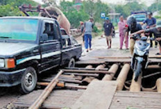 Jembatan Ambruk, Besi Dicuri