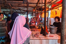 Jelang Lebaran, Harga Daging Melonjak Tinggi