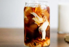 Cara Membuat Es Kopi Susu Aren ala Barista di Rumah