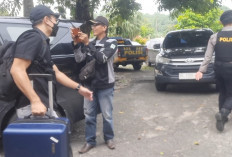 KPK Geledah Dinas PUPR OKU, Bawa 4 Koper Diduga Barang Bukti
