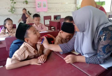 Lakukan Pelayanan Skrining Kesehatan Kesehatan Gigi Kepada Siswa