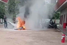 Motor Matic Jambrong Terbakar, Pemilik Kabur