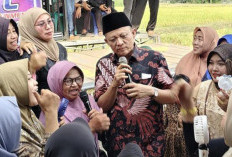 Berkat Terobosan Enos, Kini Masyarakat OKU Timur Berobat Gratis