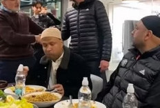 Ten Hag Ikut Berbuka Puasa dengan Pemain MU Beragama Islam