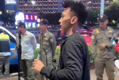 Satpol PP Larang Live TikTok di Bundaran HI