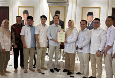 Prabowo Subianto Restui Muchendi-Supri di Pilkada OKI 2024