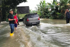 Jalintim Lumpuh Total Akibat Banjir
