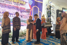 Pelepasan Siswa SMP Negeri 1 Martapura Penuh Haru 