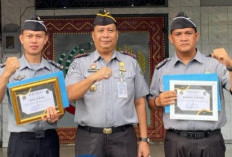 Lapas Kelas IIB Muaradua Beri Penghargaan Pegawai Berprestasi 