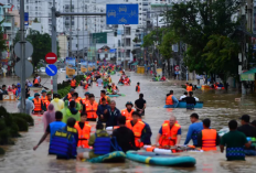 Terlihat Sepele, Tapi Tips Ini Sering Menyelamatkan Nyawa Saat Banjir