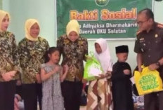 Peringati Hari Jadi IAD ke-XXV, Kejari OKUS Salurkan Bantuan untuk Anak Yatim