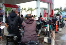 Warga Mengeluh Antrean BBM Subsidi Kian Parah