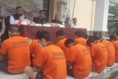 Polres OKU Gagalkan Peredaran 1,3 Kg Ganja dan 3 Kantong Sabu 