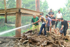 Gotong Royong Serentak Bersihkan Sungai dan Fasilitas Publik