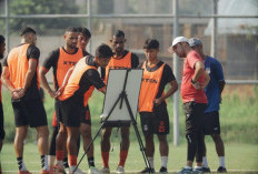 Nilmaizar Masih Bungkam Soal Transfer Kedua