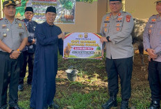 Ponpes Al Fakhriyah OKU Terima Sapi Kurban dari Kapolda Sumsel