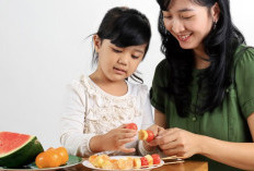 9 Tips Membiasaan Makan Sehat pada Anak