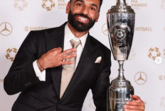 Mohamed Salah Sabet Pemain Terbaik PFA 2025, Lampaui Ronaldo & Henry