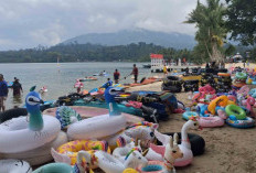 Pantai Pelangi Danau Ranau Sepi Pengunjung Meski Akhir Pekan