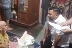 Warga Sakit, Bantuan Sosial Diantar Langsung ke Rumah