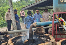 Pemkab OKU Timur Apresiasi Pengembangan Obat Asap Cair Oleh Ketua Gapoktan Sidorukun