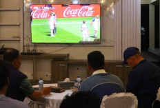 Nobar Piala Dunia 2026, Polres OKU Timur Pererat Kedekatan dengan Warga
