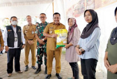 Jelang Iduladha, Warga OKI Padati Operasi Pasar Murah