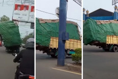 Truk Overmuatan Ganggu Kelancaran Jalan Protokol  