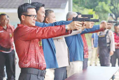 Latihan Tembak Tingkatkan Profesionalisme 