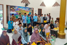 50 Guru Ngaji Terima Bingkisan Hari Raya