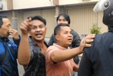 Preman Intimidasi Wartawan saat Liputan