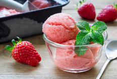 Rasa Segar dari Strawberry Sorbet: Resep dan Manfaat Sehatnya