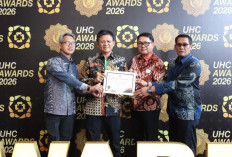 Capaian 98 Persen Peserta JKN, OKU Timur Terima UHC Award 2026