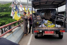 APK di Jalan Protokol Palembang Ditertibkan