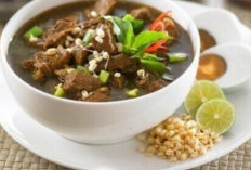 Rawon: Sup Daging Khas Jawa Timur dengan Kuah Hitam yang Menggugah Selera