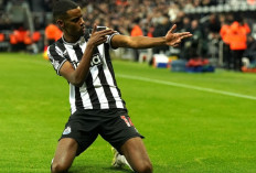 Tottenham-Arsenal Berebut Alexander Isak