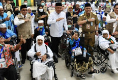 Kloter 1 Jadi Jemaah Haji Pertama Tiba di Palembang, 443 Warga OKU Timur Pulang Lengkap