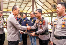 Inilah Anggota Polri Polda Sumsel yang Diganjar Pin Emas 