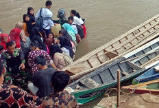 Lagi Bantu Nyebrangi Warga, Motor TNI AD Digondol Maling