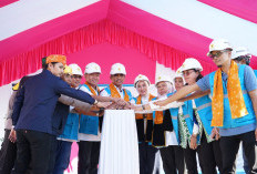 PLN Tuntaskan Elektrifikasi di Kecamatan Lindu Sulteng, 607 KK Kini Nikmati Listrik Andal 24 Jam Nonstop
