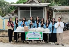 Pererat Hubungan, Bagi Takjil di Lima Desa