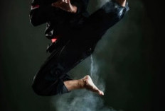 Iko Uwais Tantang Tak Sakaguchi di Pendekar: Warrior, Duel Silat vs Bela Diri Jepang