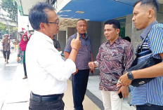 Petani Geruduk Kantor AJB Bumiputera