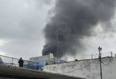 Gedung PLN UID S2JB Palembang Terbakar