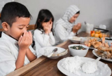 7 Cara Mengajarkan Anak Puasa Ramadhan dengan Mudah dan Menyenangkan