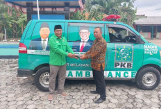 Realisasi Janji Politik, Hermanto Hibahkan Ambulans ke Desa Kurungan Nyawa II